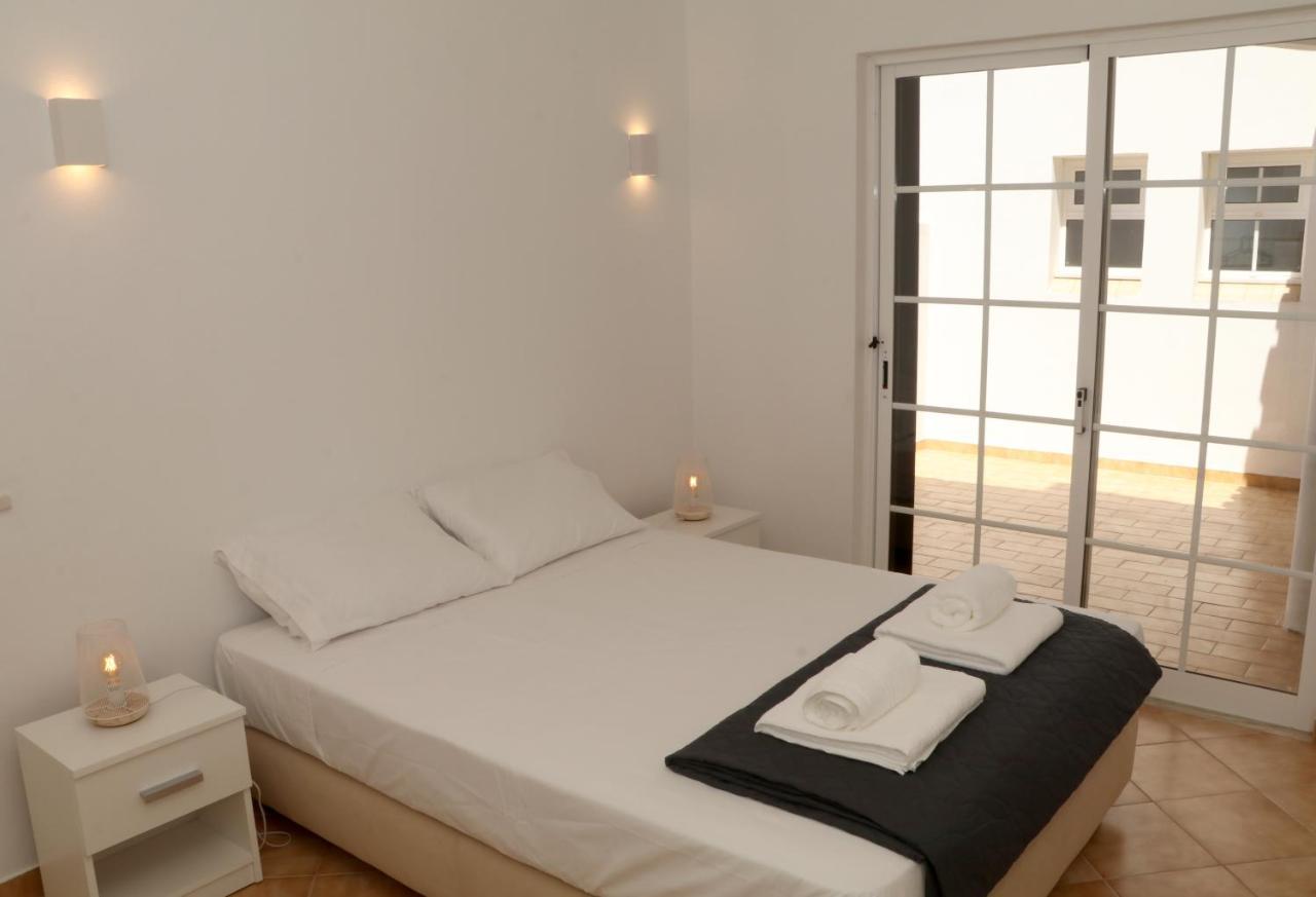 Relaxing Casa Da Vinha Carvoeiro, Algarve Holiday home Porches (Algarve)